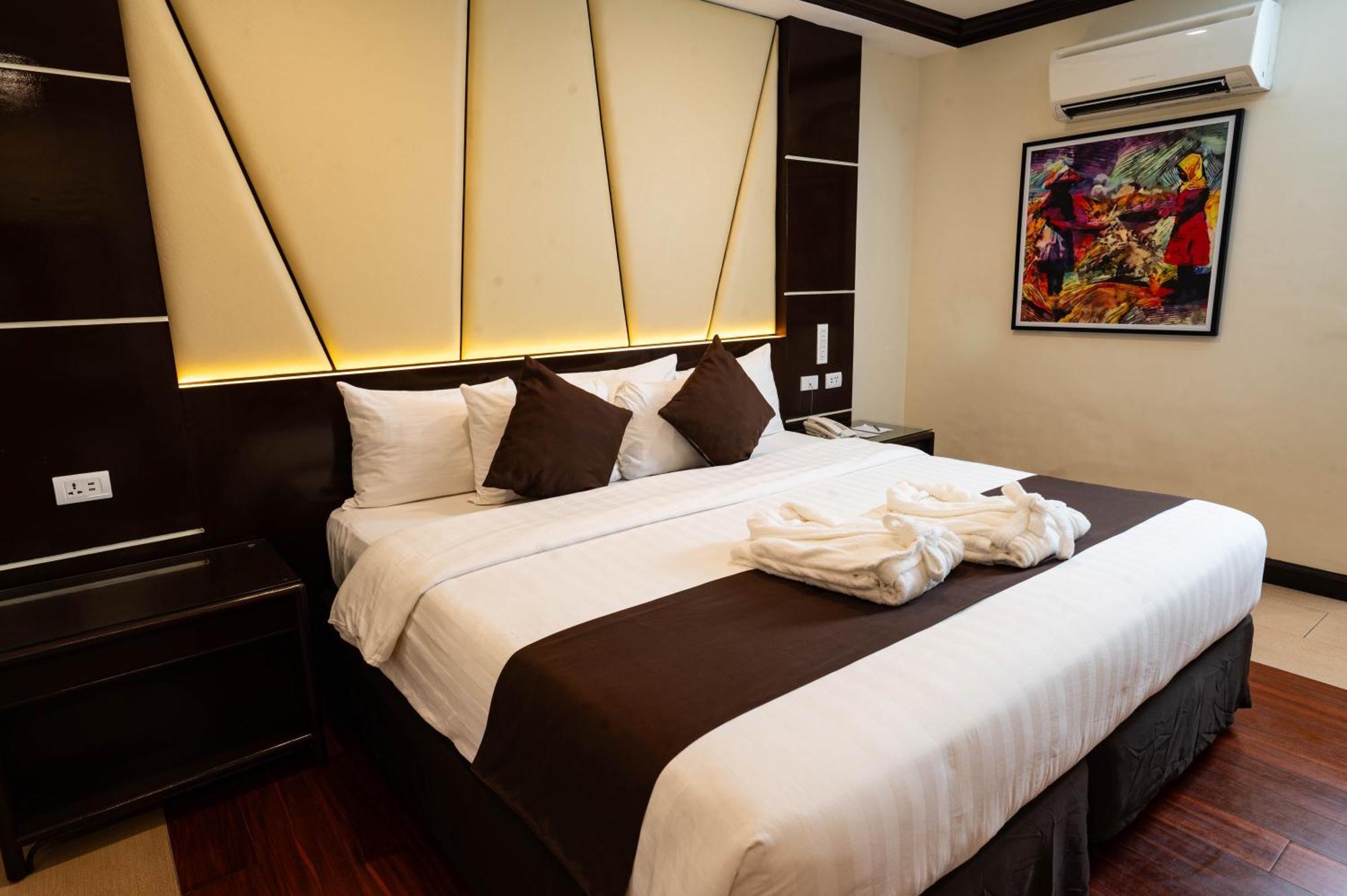 The Apo View Hotel Davao Exterior foto